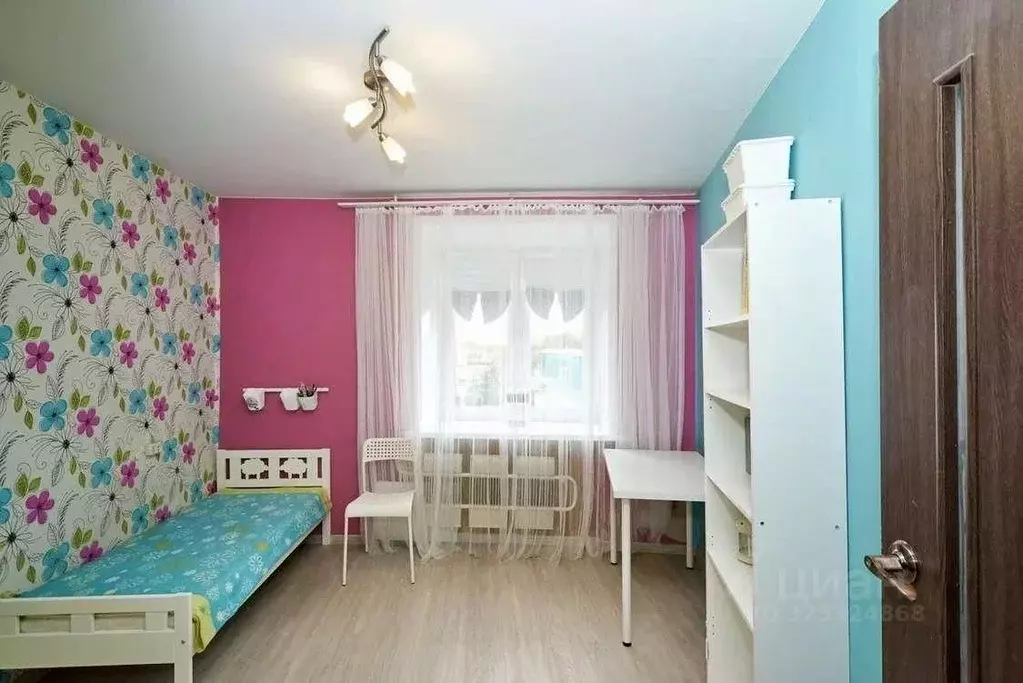 3-к кв. Ярославская область, Ярославль просп. Фрунзе, 2 (80.0 м) - Фото 0