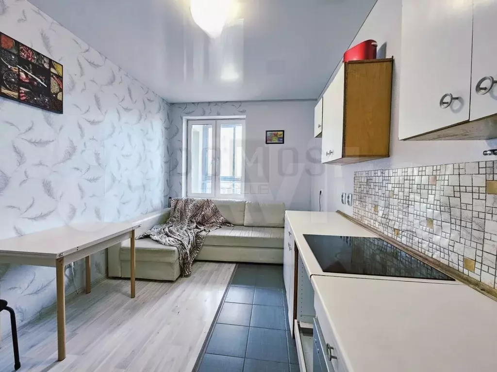 1-к. квартира, 40 м, 10/16 эт. - Фото 1
