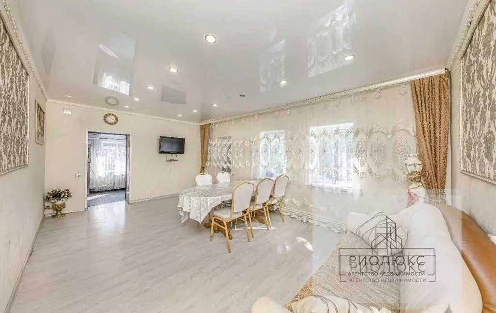 Дом в Челябинская область, Челябинск Речная ул., 4 (160 м) - Фото 2