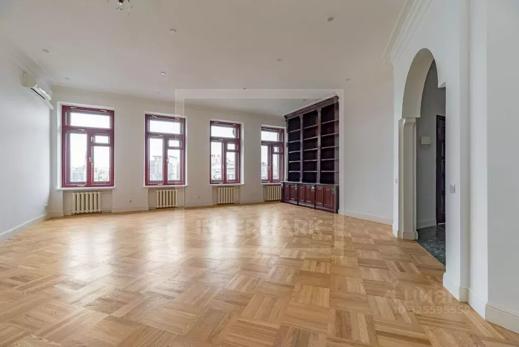 6-к кв. Москва ул. Петровка, 17С1 (400.0 м) - Фото 2