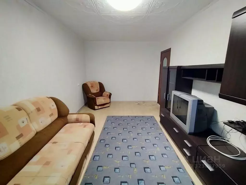 2-к кв. Свердловская область, Екатеринбург ул. Ленинградская, 34к2 ... - Фото 2