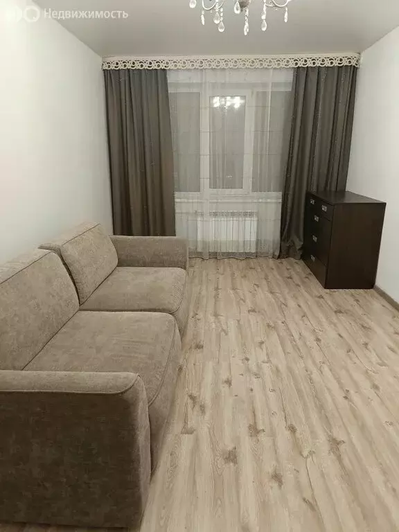 3-комнатная квартира: Курган, жилой район Заозёрный, 3-й микрорайон, 2 ... - Фото 1