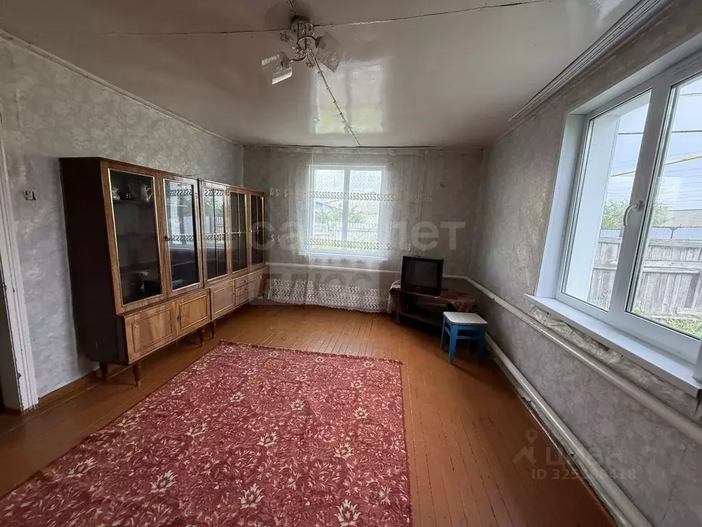 Дом в Оренбургская область, Соль-Илецкий муниципальный округ, с. ... - Фото 1