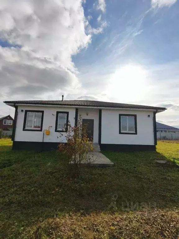 Дом в Свердловская область, Сысертский муниципальный округ, пос. ... - Фото 1