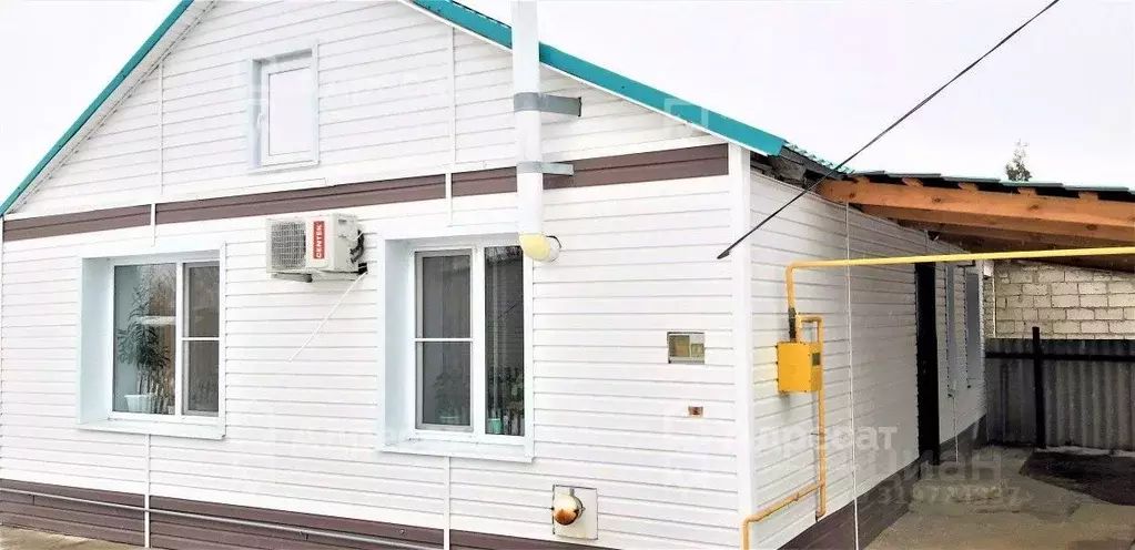 Дом в Волгоградская область, Городищенский район, с. Карповка Полевая ... - Фото 1