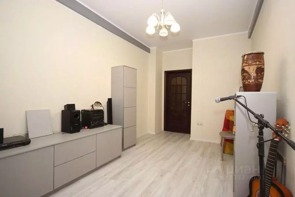 3-к кв. Московская область, Подольск Литейная ул., 2 (75.2 м) - Фото 1