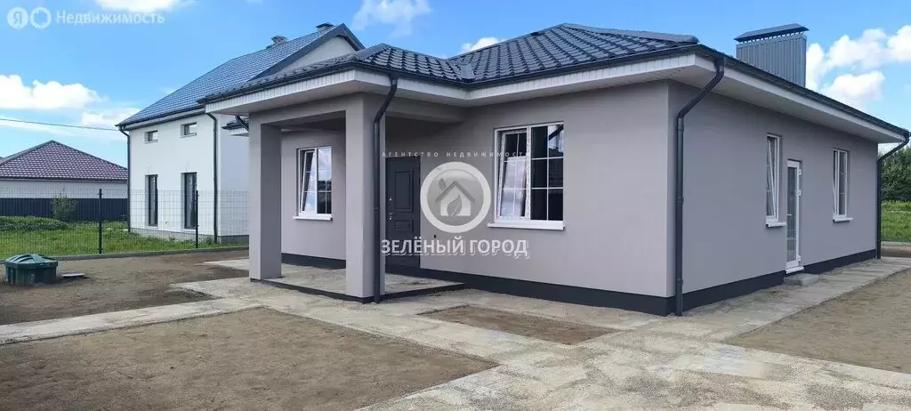 Дом в Калининградская область, Гурьевский муниципальный округ, посёлок ... - Фото 0