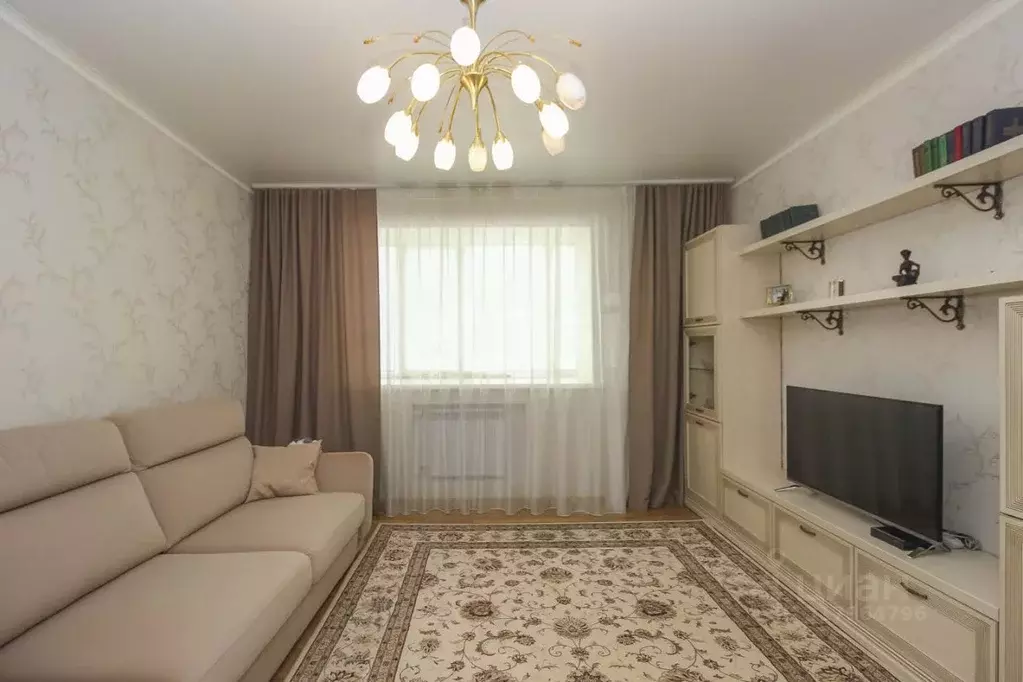2-к кв. Омская область, Омск ул. Крупской, 6/1 (55.8 м) - Фото 0