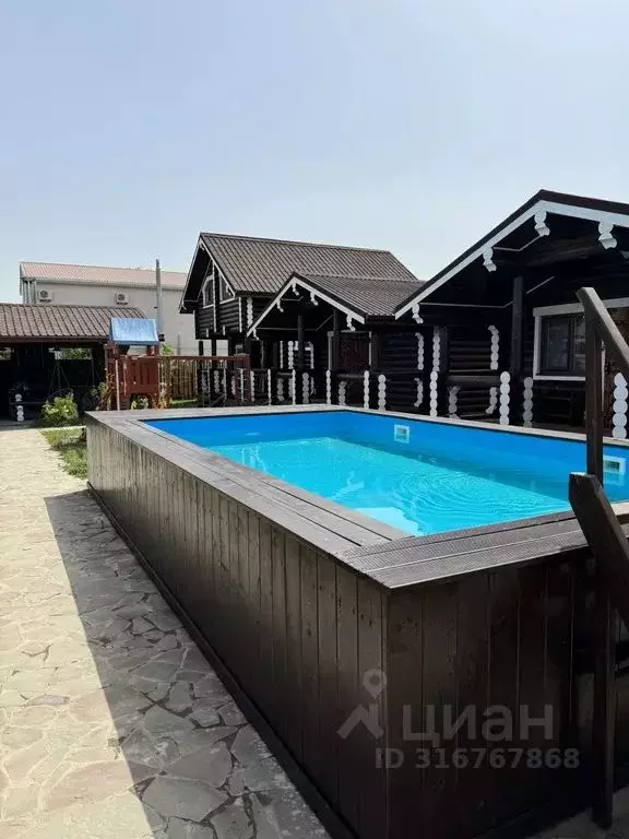 Дом в Краснодарский край, Темрюкский район, Голубицкое с/пос, ... - Фото 0