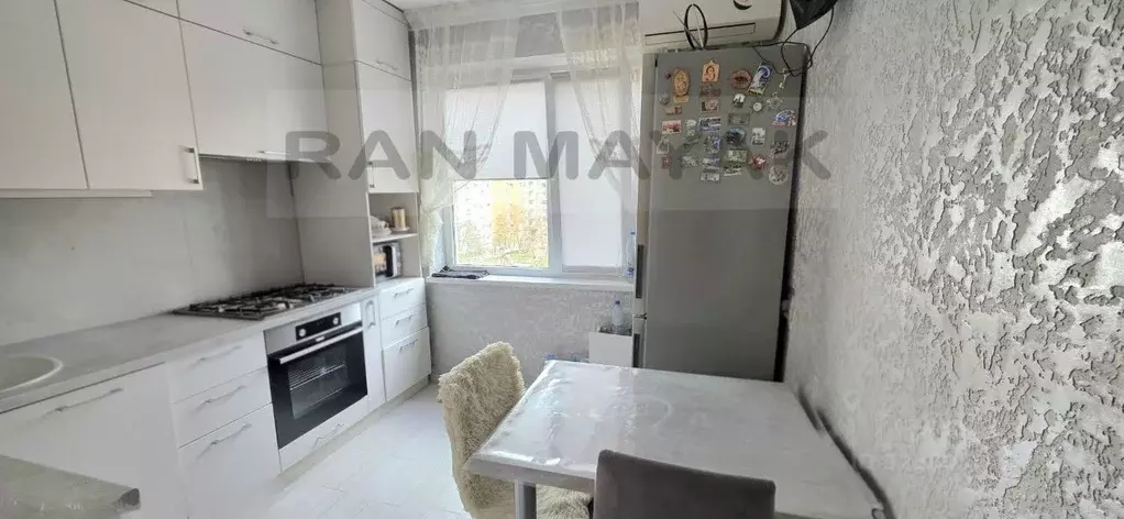 2-к кв. Адыгея, Майкоп ул. 12 Марта, 150 (52.5 м) - Фото 2