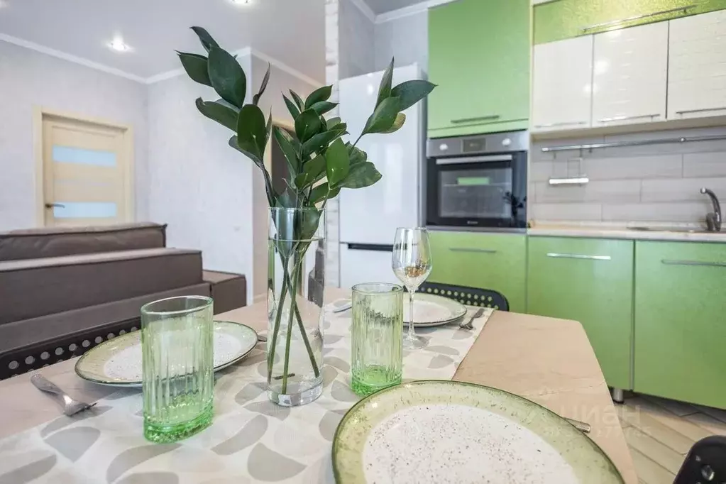 2-к кв. Омская область, Омск ул. Перелета, 27 (64.4 м) - Фото 1