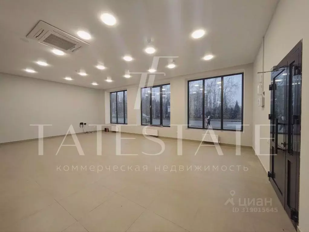 Помещение свободного назначения в Татарстан, Казань Оренбургский ... - Фото 1