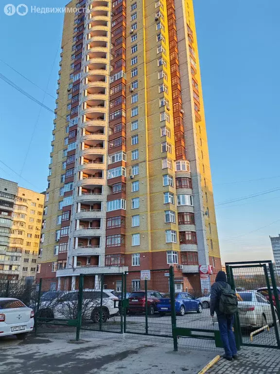 3-комнатная квартира: Екатеринбург, улица Владимира Высоцкого, 18Д ... - Фото 2