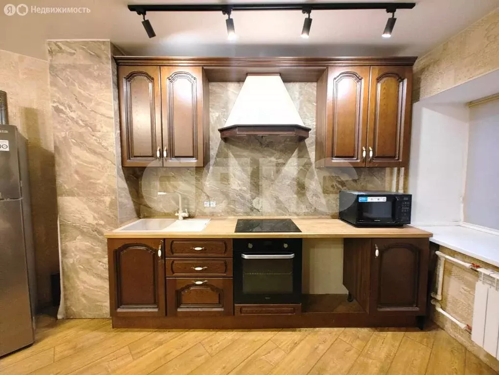 3-комнатная квартира: Волгоград, проспект Маршала Жукова, 98Б (93.3 м) - Фото 2