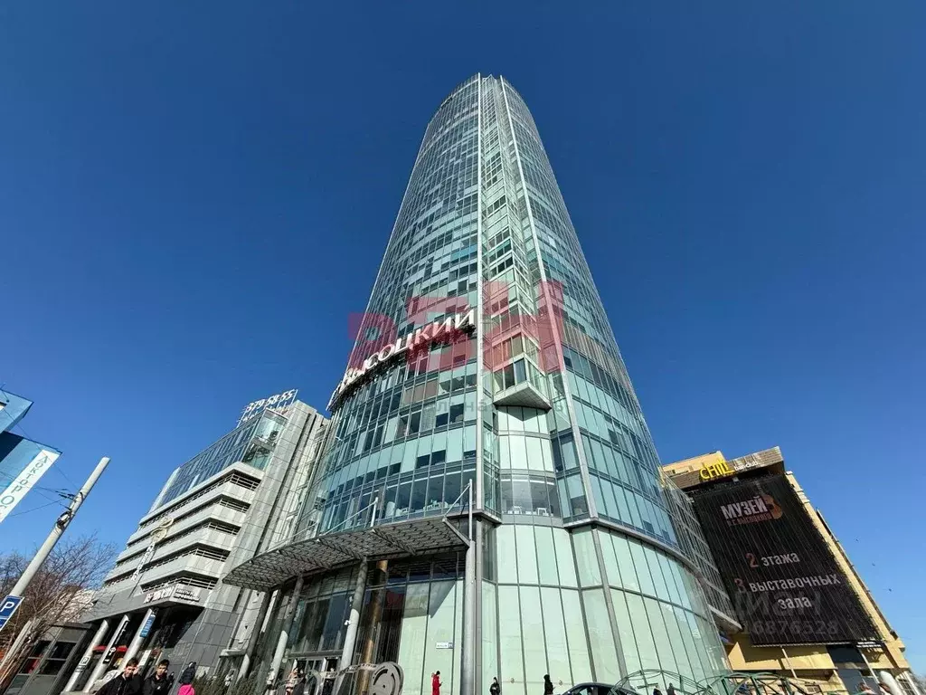 Офис в Свердловская область, Екатеринбург ул. Малышева, 51 (34 м) - Фото 0