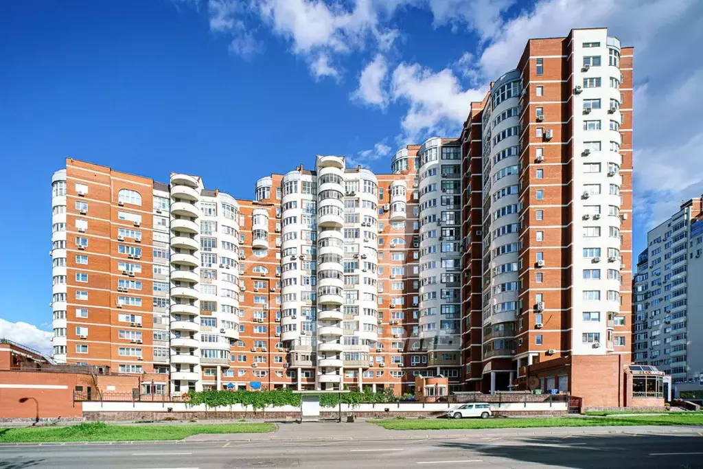 4-к кв. Москва ул. Архитектора Власова, 20 (162.0 м) - Фото 0