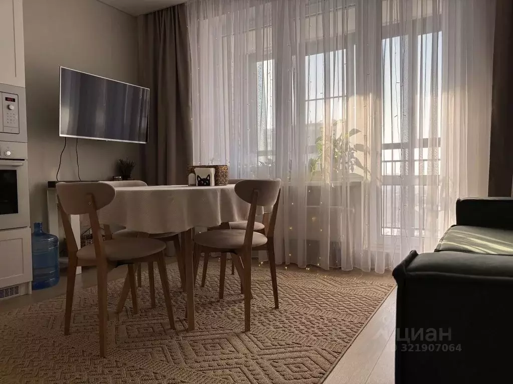 2-к кв. Татарстан, Казань ул. Родины, 26Б (52.0 м) - Фото 2