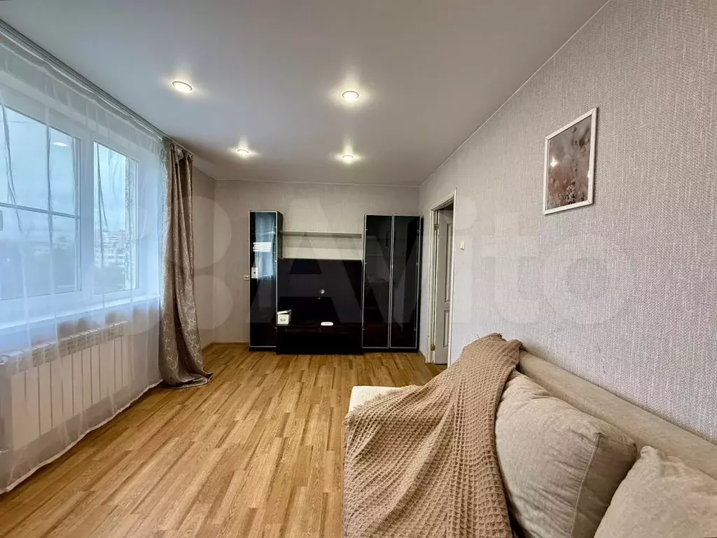 2-к. квартира, 50,5 м, 9/9 эт. - Фото 0