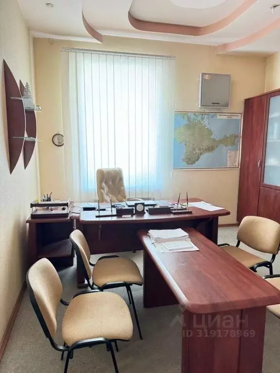 Офис в Крым, Симферополь ул. Воровского, 3А (20 м) - Фото 0
