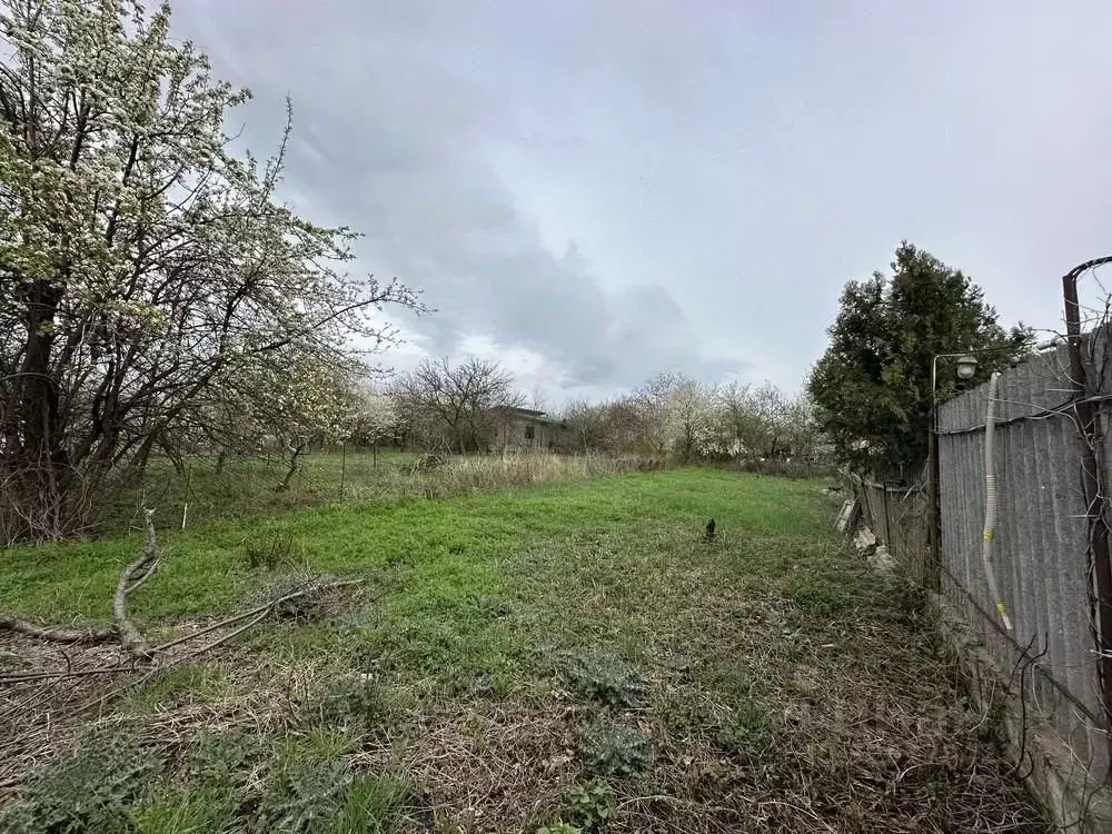 Участок в Краснодарский край, Крымск ул. Фрунзе (13.0 сот.) - Фото 1