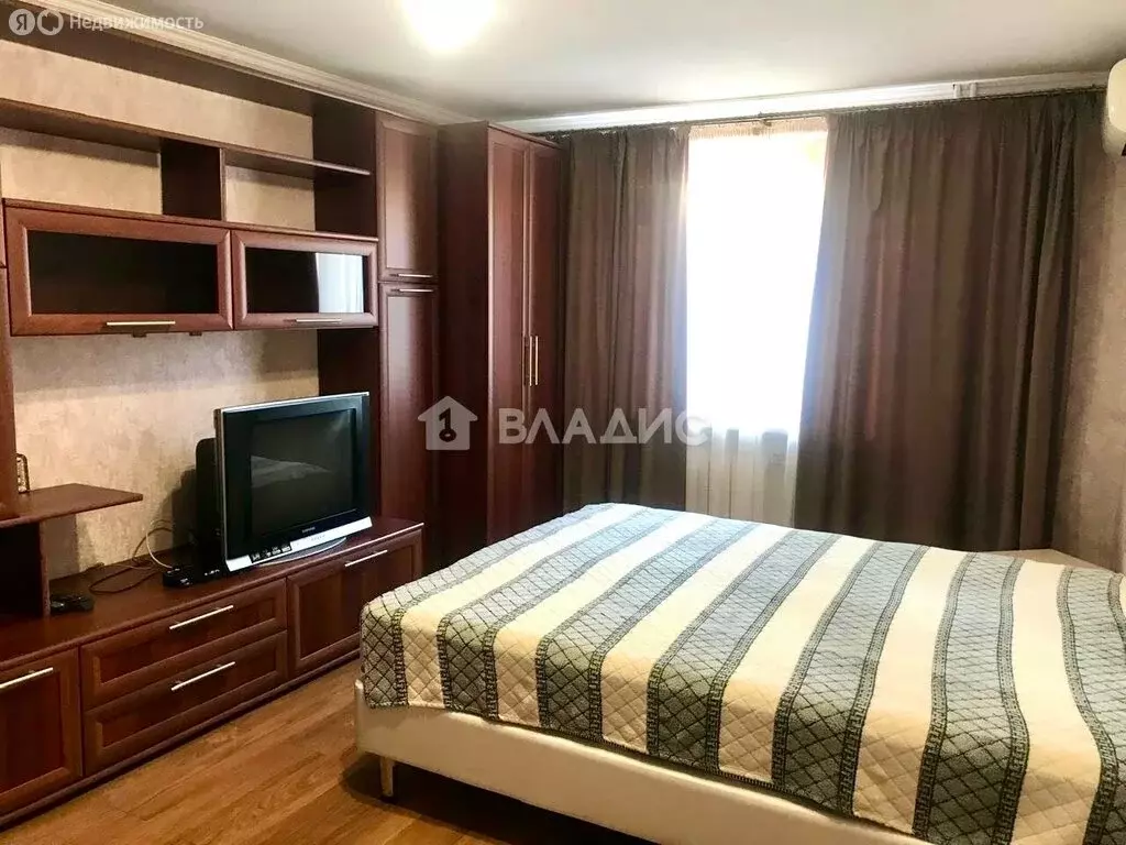 1-комнатная квартира: Краснодар, улица Красных Партизан, 81 (38.2 м) - Фото 0