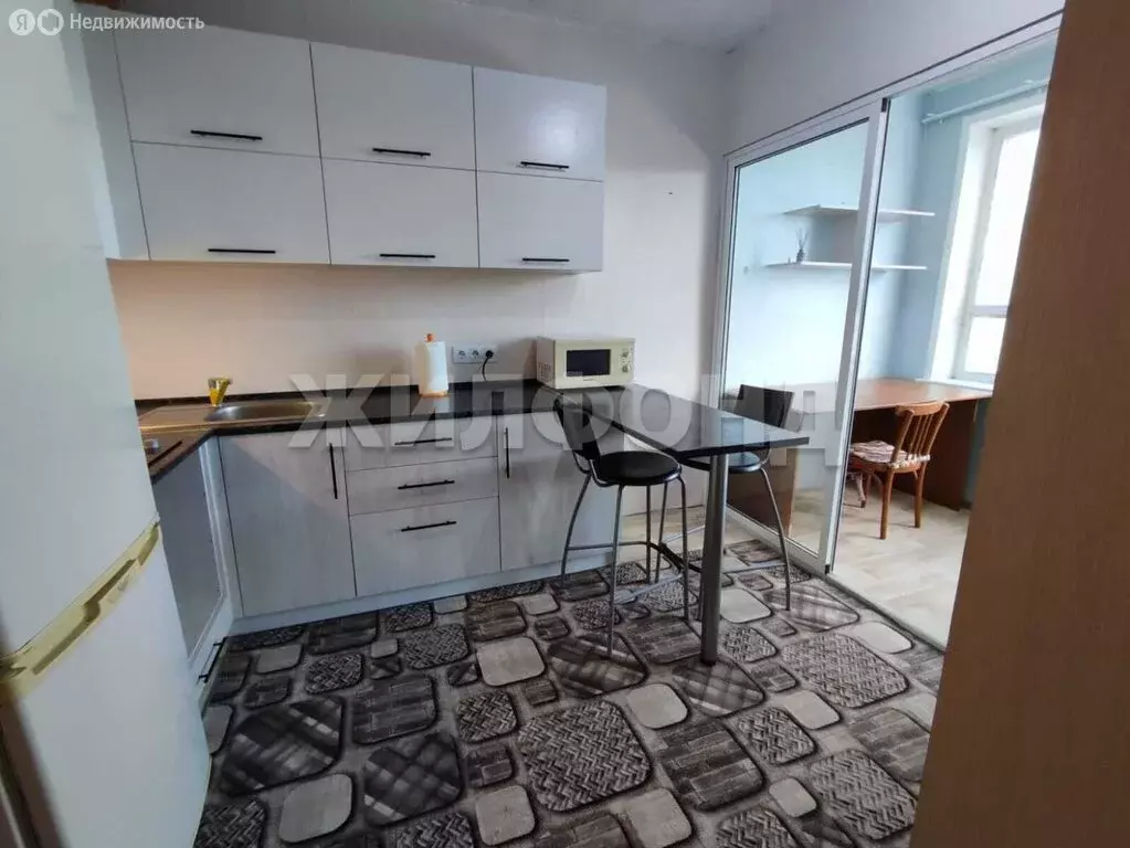Квартира-студия: Барнаул, улица Челюскинцев, 80В (17.6 м) - Фото 0