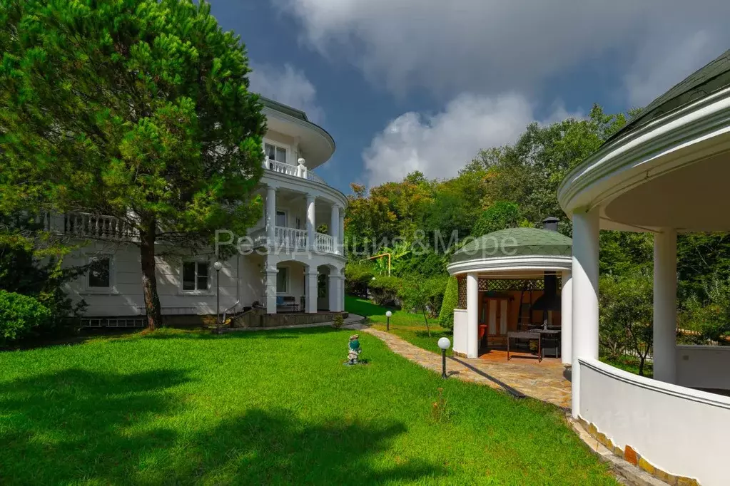 Дом в Краснодарский край, Сочи Курортный просп., 120/4 (480 м) - Фото 2