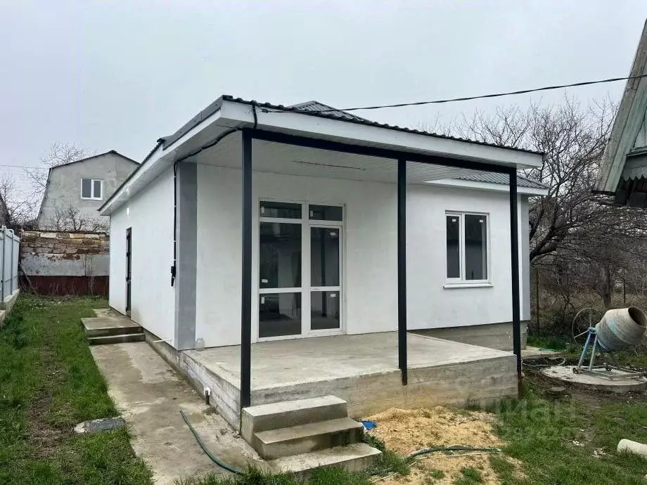 Дом в Крым, Симферополь ул. 18-я Коллективных Садов (80 м) - Фото 1