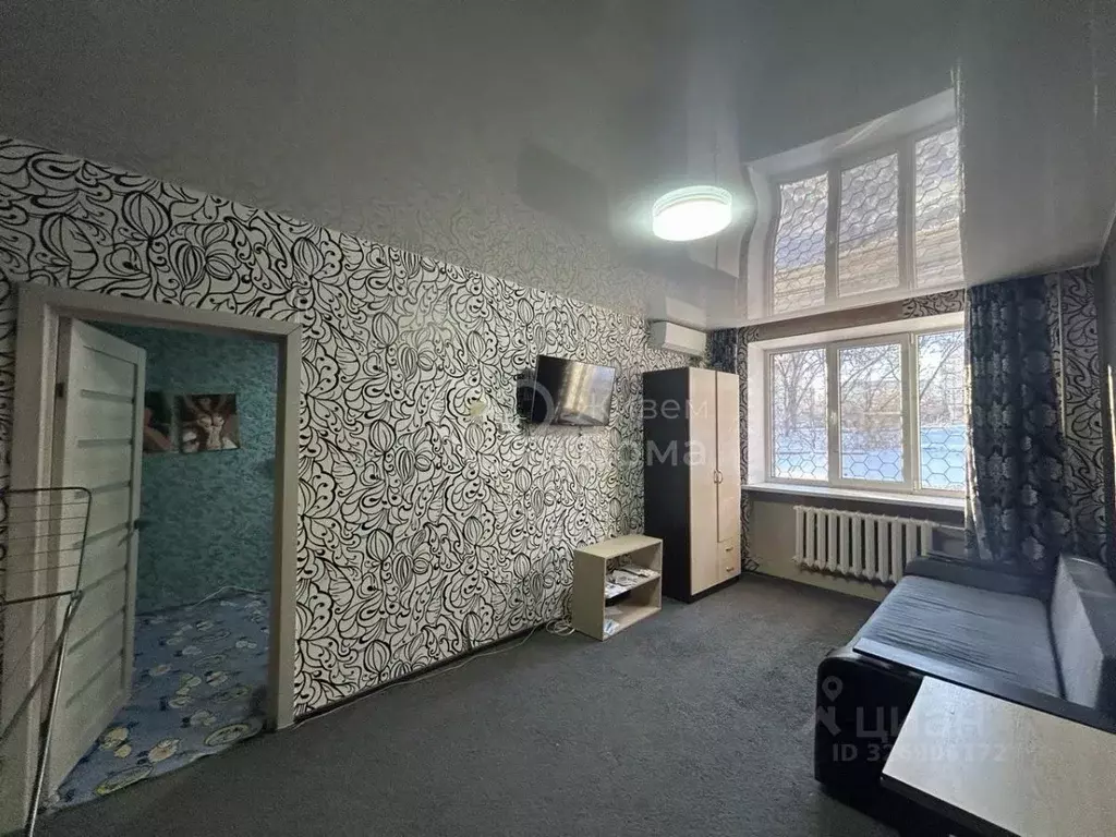 3-к кв. Волгоградская область, Волгоград ул. Таращанцев, 4 (55.3 м) - Фото 2