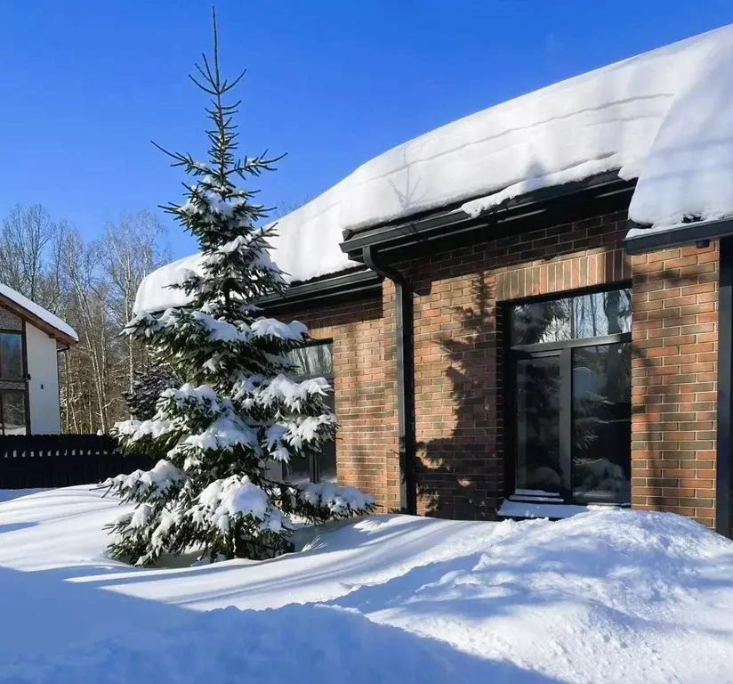 Дом в Московская область, Одинцовский городской округ, д. Кезьмино, ... - Фото 1