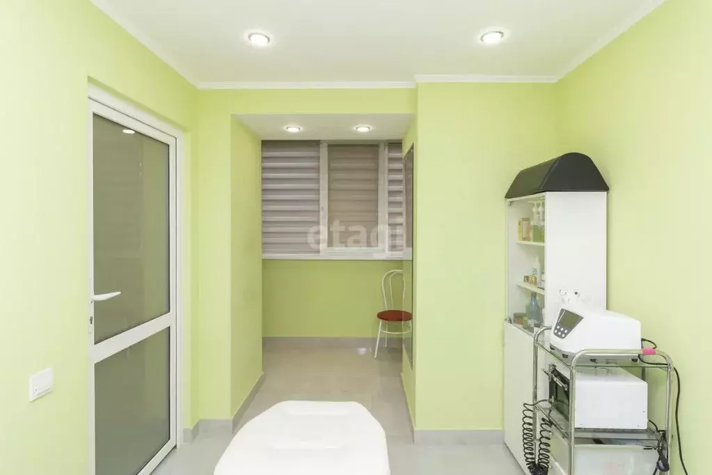 Помещение свободного назначения в Тюменская область, Тюмень Северная ... - Фото 1