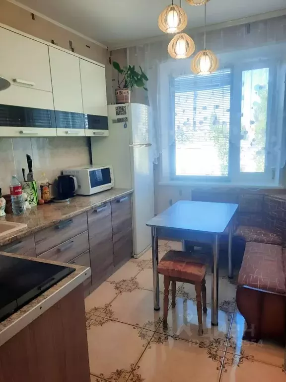 2-к кв. Крым, Щелкино Ленинский район, 35 (50.0 м) - Фото 1