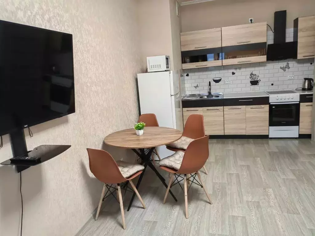 2-к кв. Карелия, Петрозаводск ул. Лермонтова, 6 (36.0 м) - Фото 0