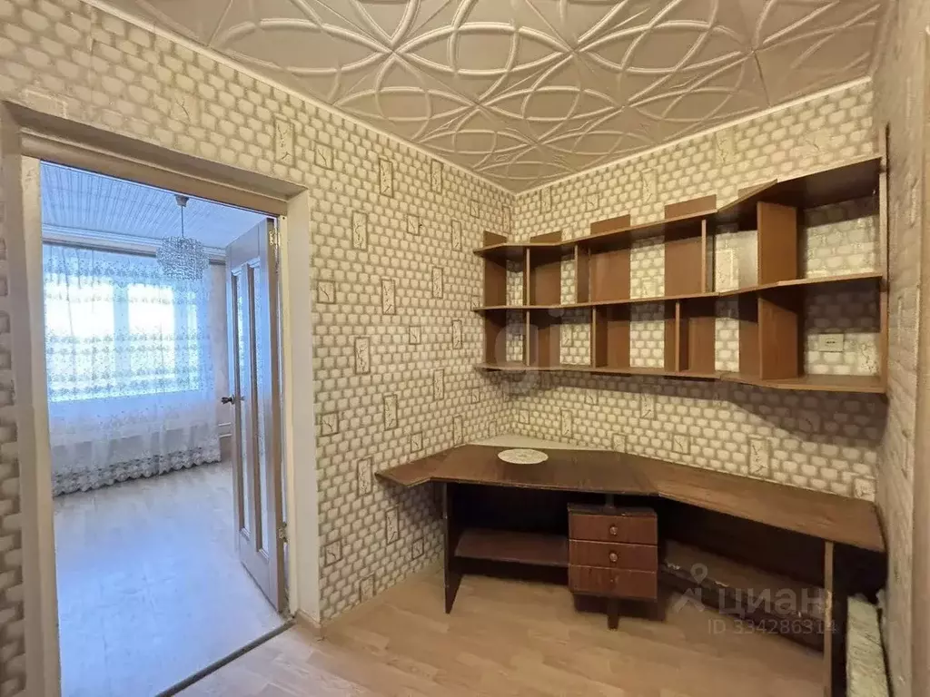 4-к кв. Мордовия, Чамзинка рп, 6-й мкр 10 (77.5 м) - Фото 1