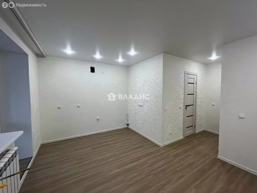 Квартира-студия: село Чигири, улица Василенко, 5/4 (30.7 м) - Фото 2