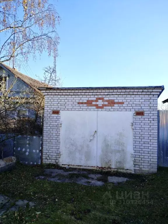 Дом в Ленинградская область, Коммунар Гатчинский район, Средняя ул., ... - Фото 1