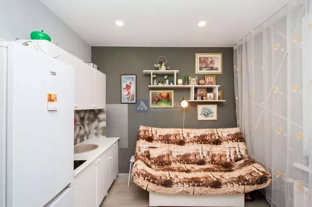 Студия Тюменская область, Тюмень ул. Фармана Салманова, 26 (19.0 м) - Фото 2