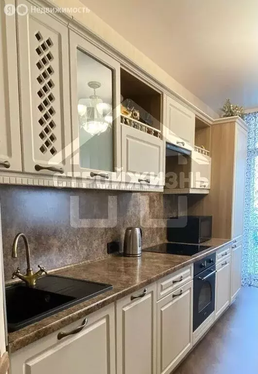 2-комнатная квартира: Екатеринбург, улица Бажова, 68 (67 м) - Фото 1