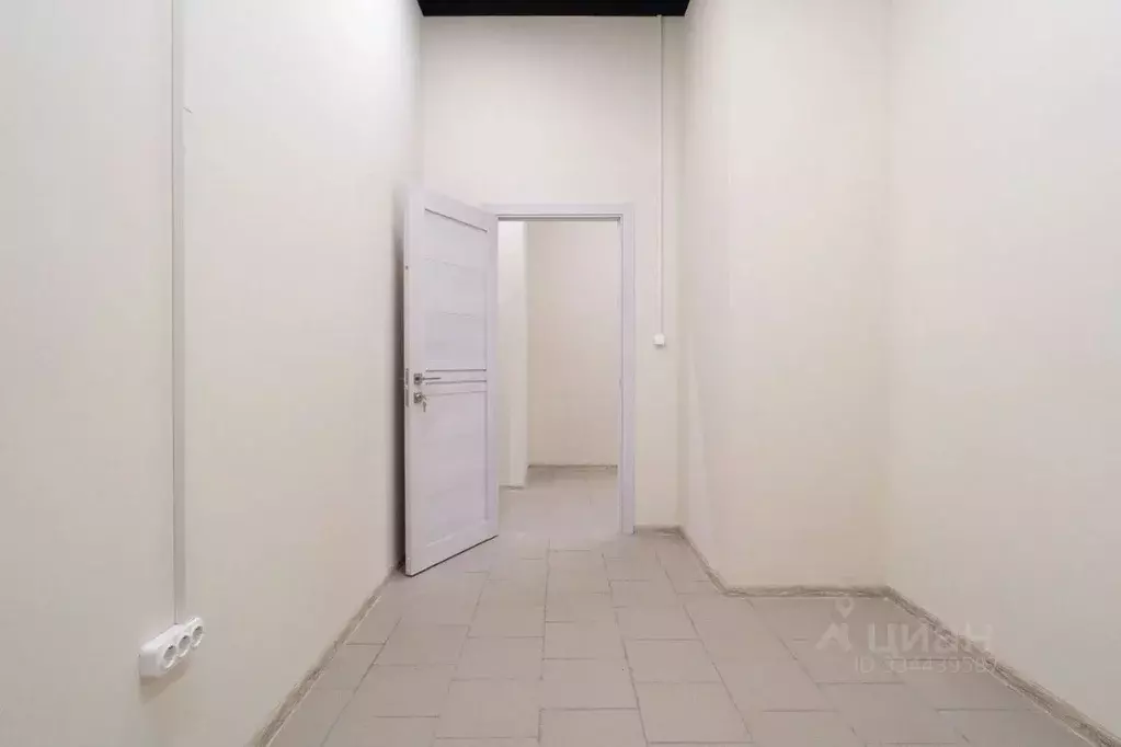 Помещение свободного назначения в Москва бул. Веласкеса, 5к5 (11 м) - Фото 1