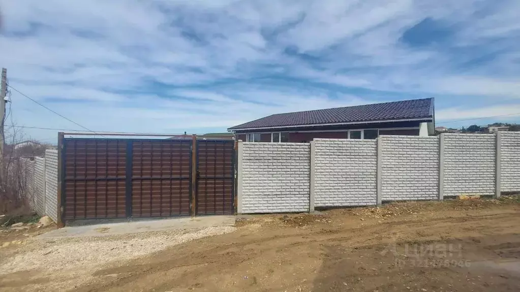 Дом в Севастополь Балаклавский муниципальный округ, Автомобилист ... - Фото 1