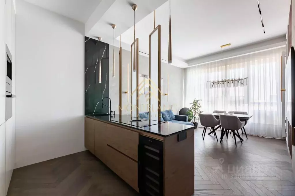 2-к кв. Санкт-Петербург Петровский просп., 22к2 (80.0 м) - Фото 1