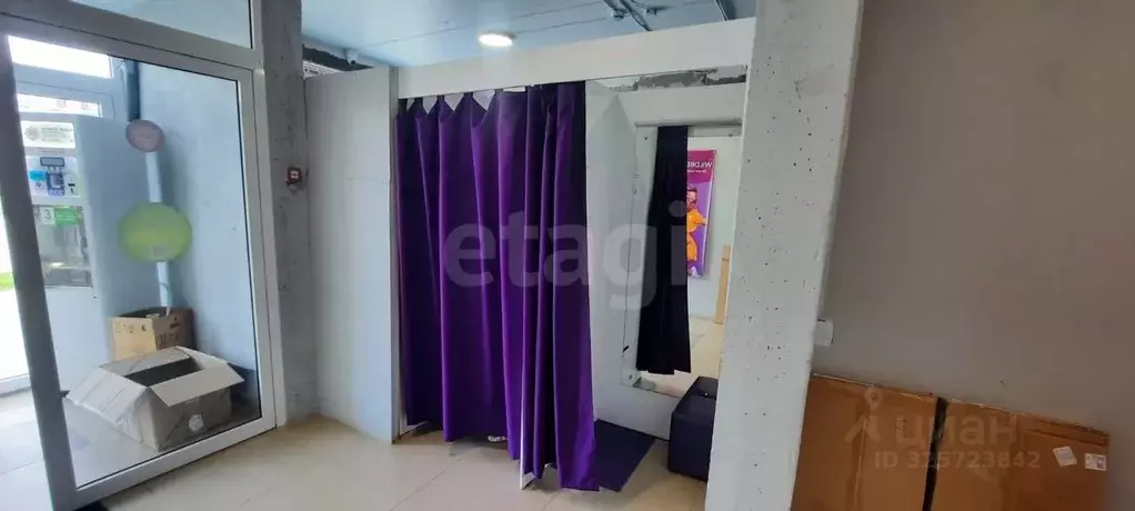 Помещение свободного назначения в Тюменская область, Тюмень ул. ... - Фото 1