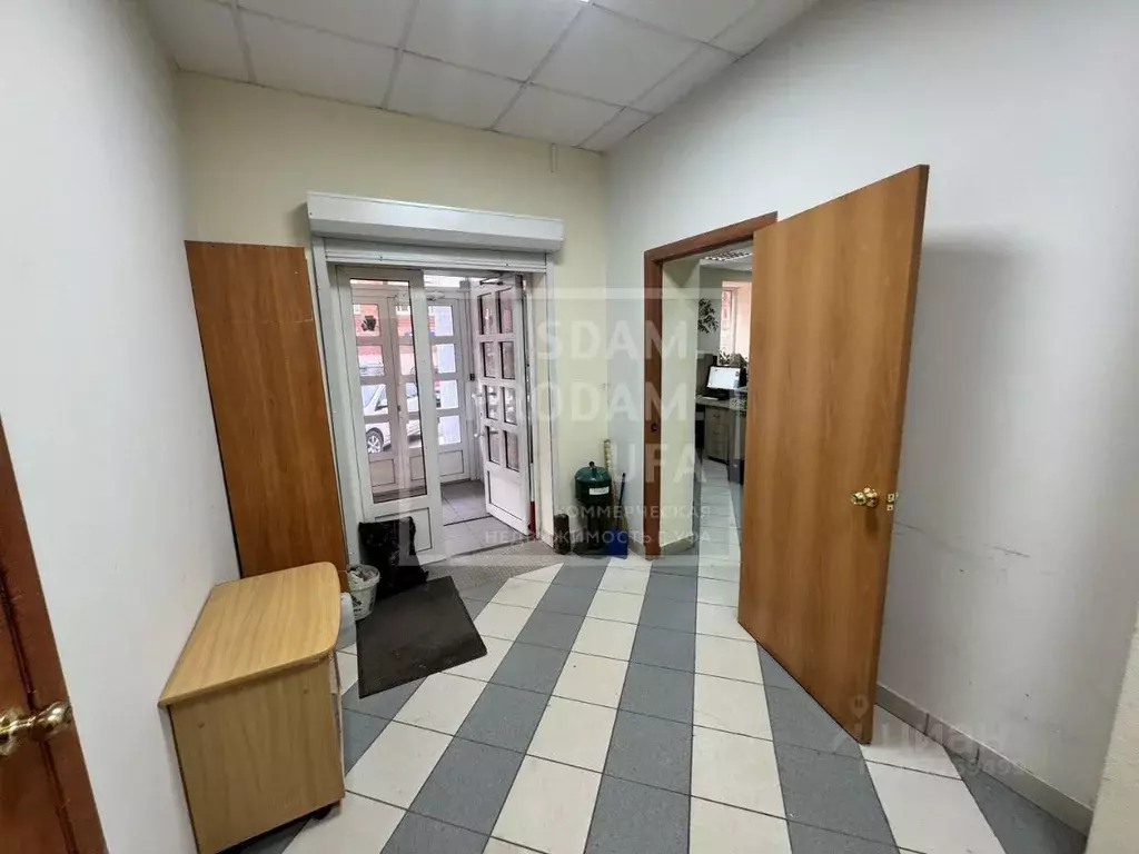 Офис в Башкортостан, Уфа ул. Цюрупы, 151 (450 м) - Фото 1