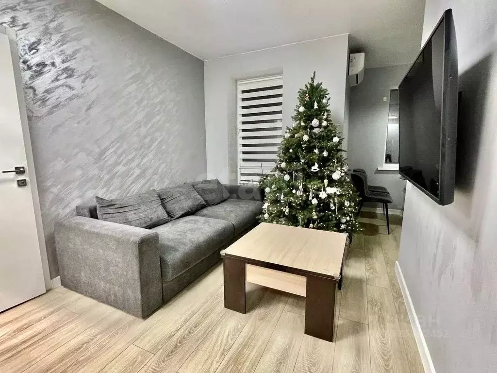 2-к кв. Белгородская область, Алексеевка ул. Слободская, 105 (49.6 м) - Фото 1