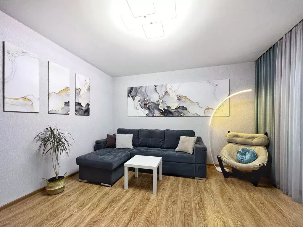 2-к кв. Свердловская область, Нижний Тагил Октябрьский просп., 28 ... - Фото 1