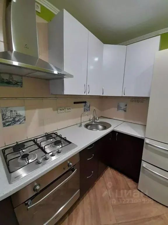 2-к кв. Свердловская область, Екатеринбург ул. Бажова, 127 (40.6 м) - Фото 1