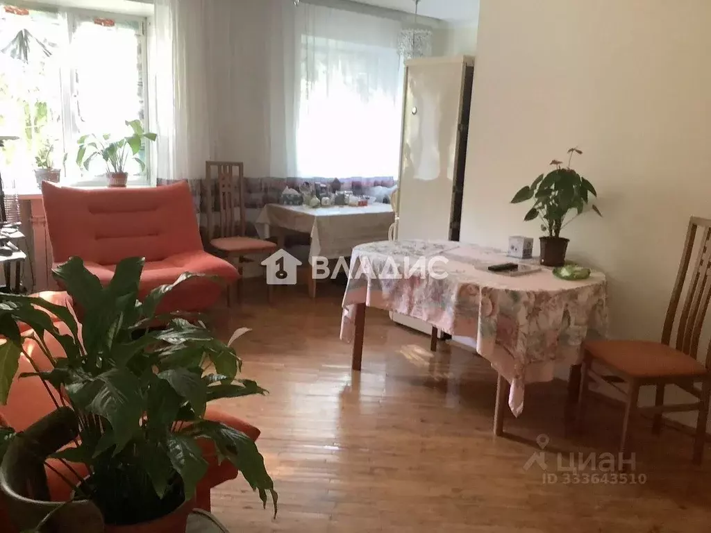 2-к кв. Бурятия, Улан-Удэ ул. Пушкина, 4 (45.5 м) - Фото 1