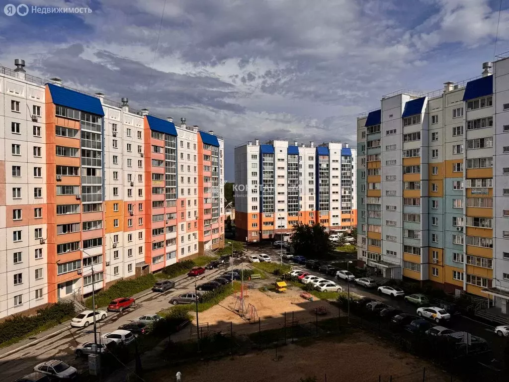 4-комнатная квартира: Челябинск, улица Бейвеля, 54 (40 м) - Фото 1