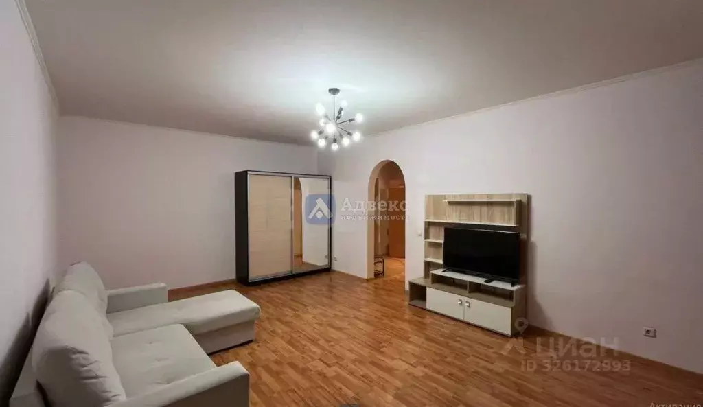 1-к кв. Тюменская область, Тюмень 6-й мкр, ул. Валерии Гнаровской, 4к2 ... - Фото 1