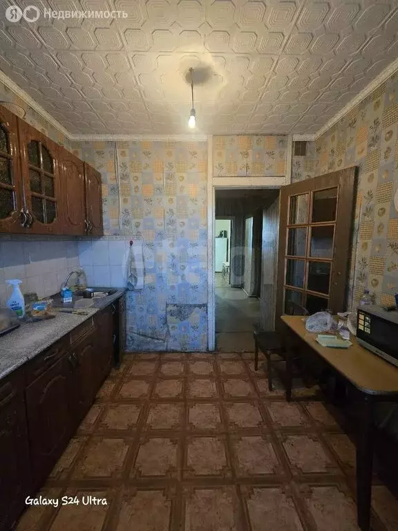4-комнатная квартира: Тобольск, 9-й микрорайон, 33 (78.5 м) - Фото 1